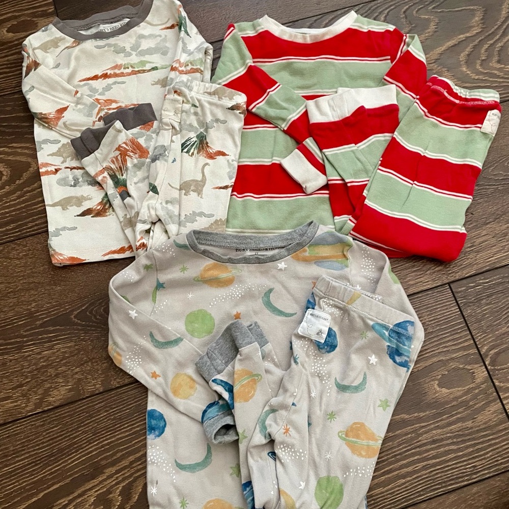 Burt’s Bees pajamas bundle